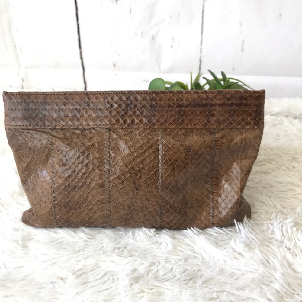 Vintage brown snake skin faux leather clutch